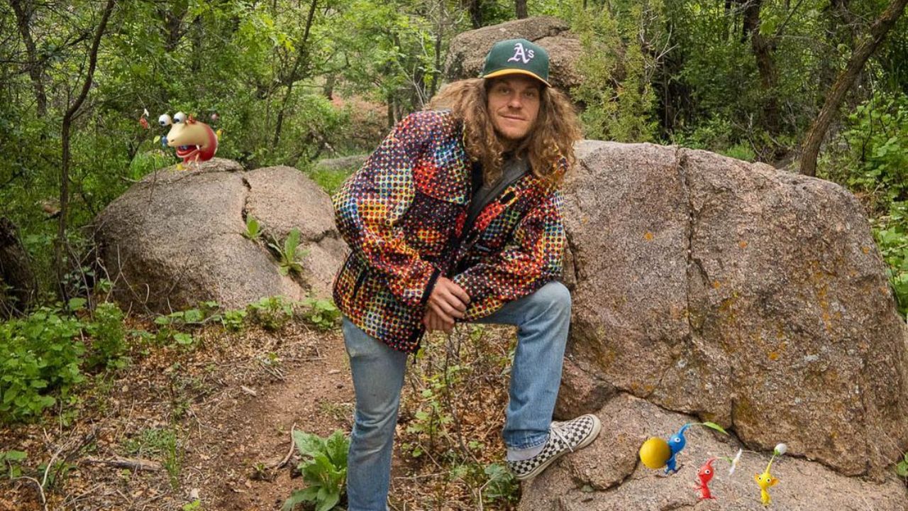 Blake Anderson's net worth is estimated to be around $7 million US dollars. It is reported that most of his income comes from his TV work. spritelybud.com