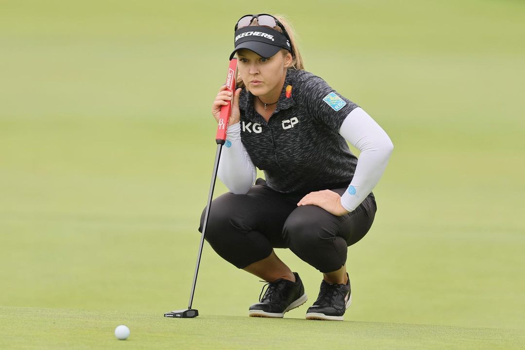 The estimated net worth of Brooke Henderson in 2023 is around $18 million US dollars. Most of her income comes from tournament earnings. spritelybud.com 