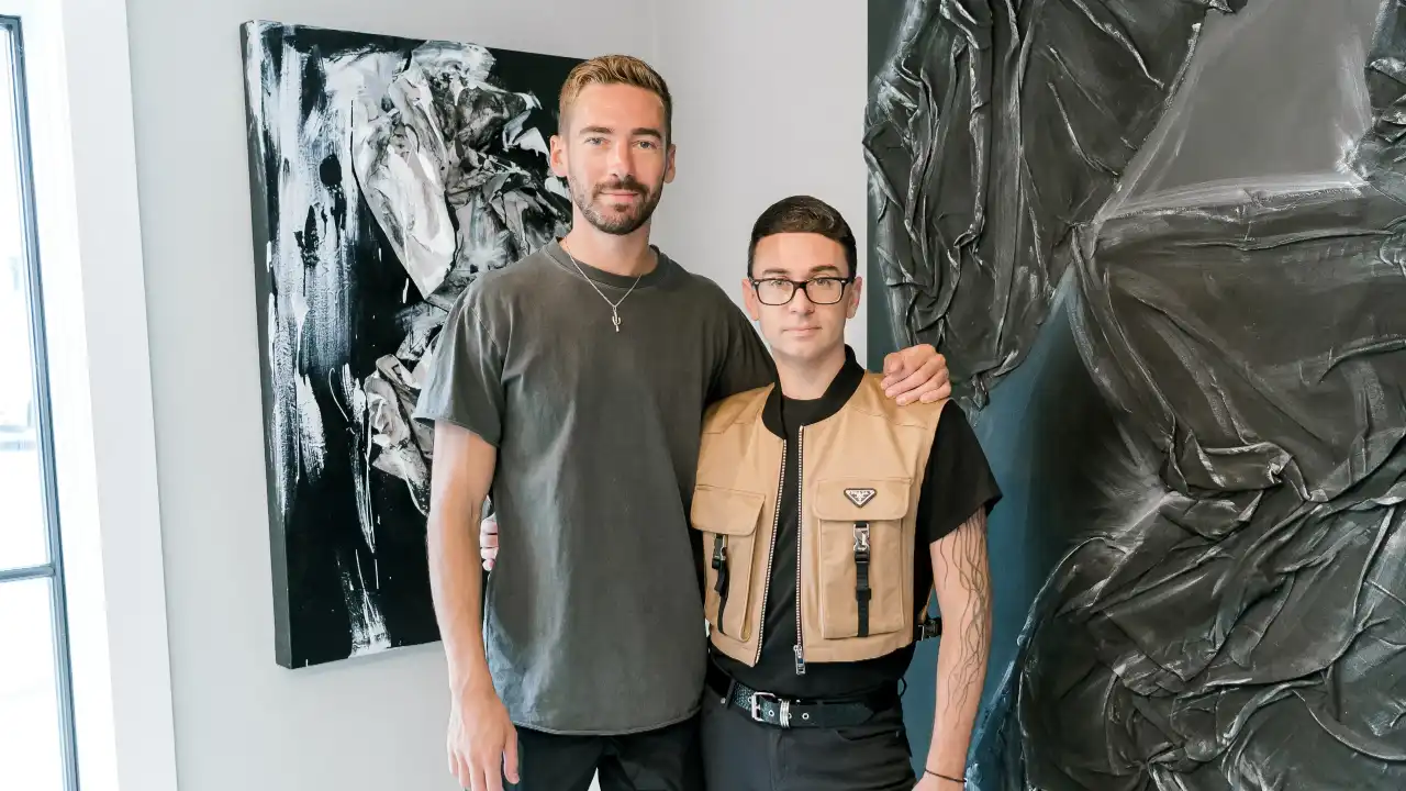 Christian Siriano's current boyfriend is Kyle Smith. After the divorce from his former husband Brad Walsh, he found love in the arms of fellow designer Kyle. spritelybud.com